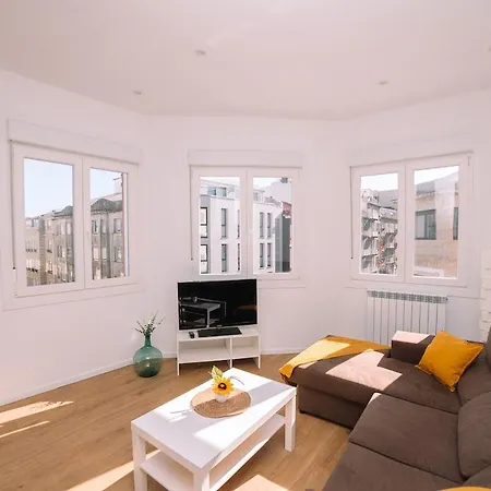 Centrico Con Luz Y Belleza By Apartamento *