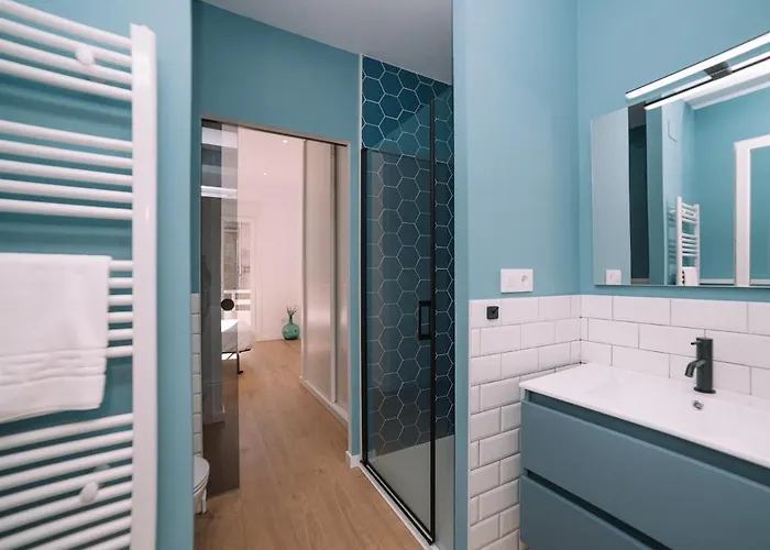 Centrico Con Luz Y Belleza By Apartamento