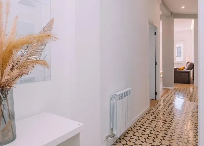 Apartamento Centrico Con Luz Y Belleza By *